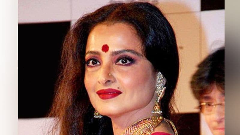 Mukesh Agarawal with whom Rekha got married committed suicide