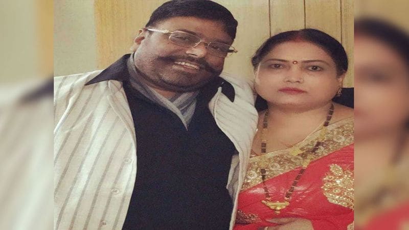 कौन हैं अनिल साधु?
अनिल साधु आरजेडी नेता हैं। वो पार्टी की एससी/एसटी यूनिट के प्रदेश अध्यक्ष हैं। पासवान की दो बेटियां हैं। आशा और उषा। अनिल की शादी आशा के साथ हुई है। वो पटना में ही रहते हैं। आरजेडी में आने से पहले अनिल साधु एलजेपी में ही थे और पार्टी की दलित सेना के प्रदेश अध्यक्ष थे। 