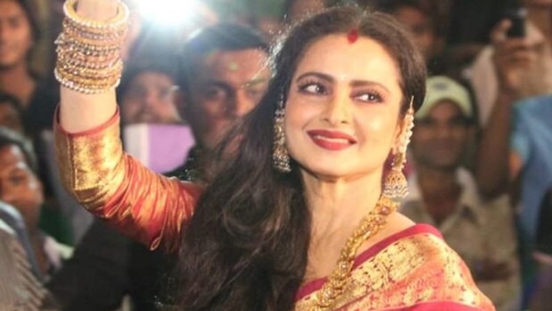 Mukesh Agarawal with whom Rekha got married committed suicide