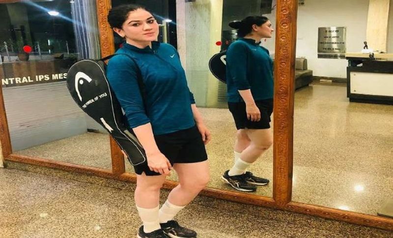 बता दें कि IPS अंकिता शर्मा को घुड़सवारी और बैडमिंटन खेलना बहुत पसंद है।