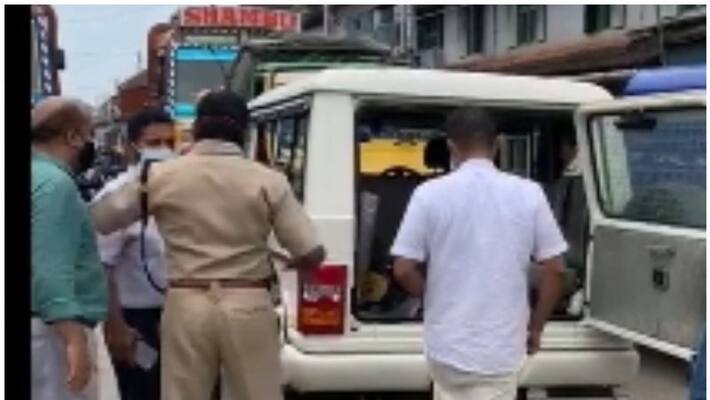 Hyderabad Police Arrested 8 for Cheating People on OLX lns Hyderabad Police Arrested 8 for Cheating People on OLX lns