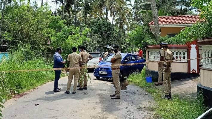 No role in anthikkadu murder says CPIM No role in anthikkadu murder says CPIM
