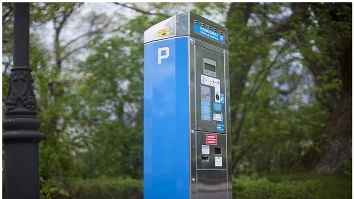 Muscat Municipality to shift to electronic modes of booking vehicles parking slots Muscat Municipality to shift to electronic modes of booking vehicles parking slots