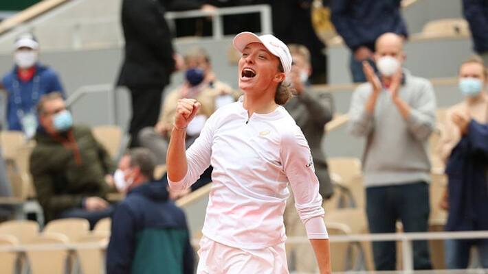 Polish tennis star Iga Swiatek crowned at French Open Polish tennis star Iga Swiatek crowned at French Open