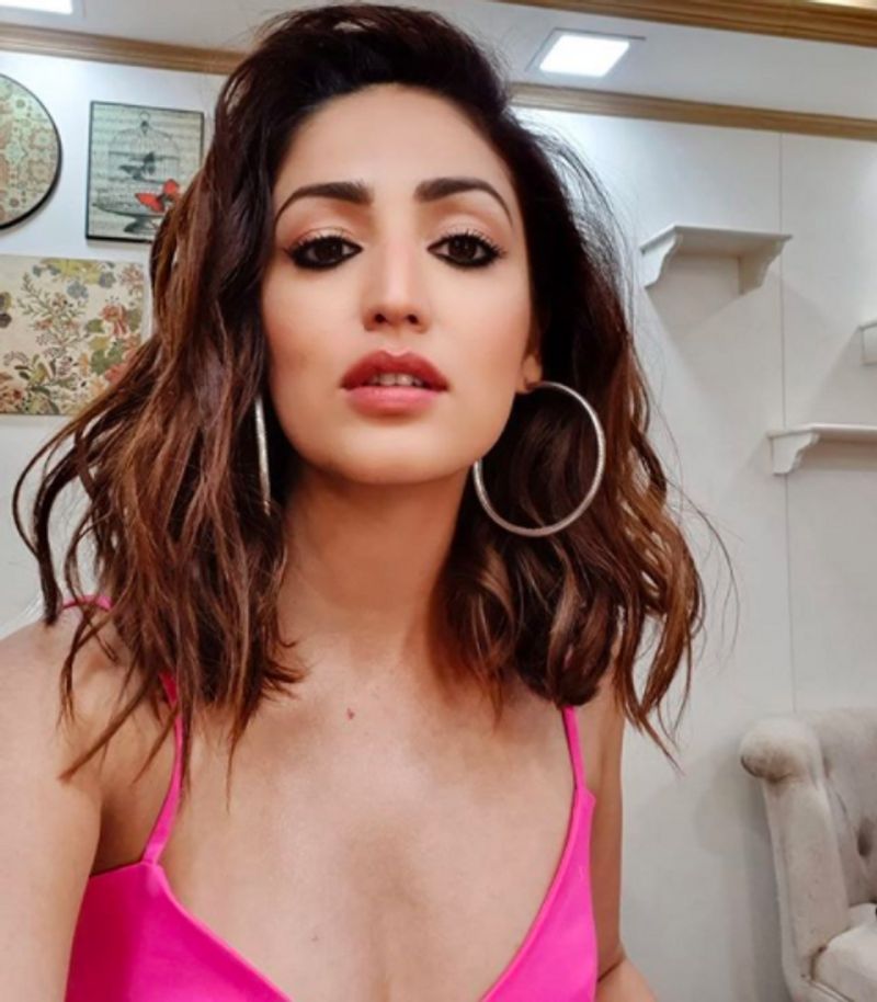 Fan asks Yami Gautam do you do drugs? See her response dpl