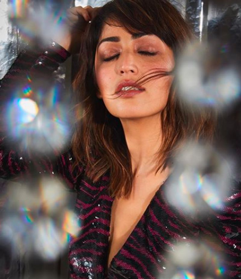 Fan asks Yami Gautam do you do drugs? See her response dpl