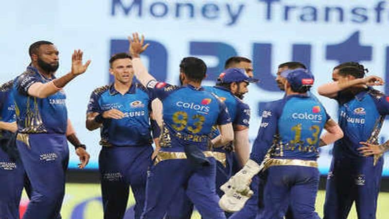 आईपीएल 2020 (IPL2020) का 27वां मैच मुंबई इंडियंस (Mumbai Indians)और दिल्ली कैपिटल्स (Delhi Capitals)के बीच अबू धाबी के शेख जाएद स्टेडियम में खेला गया। इस मैच में मुंबई ने दिल्ली को 5 विकेट से शिकस्त दी। 