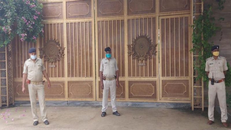 Teenager arrested for rape threating MS Dhoni's daughter CRA