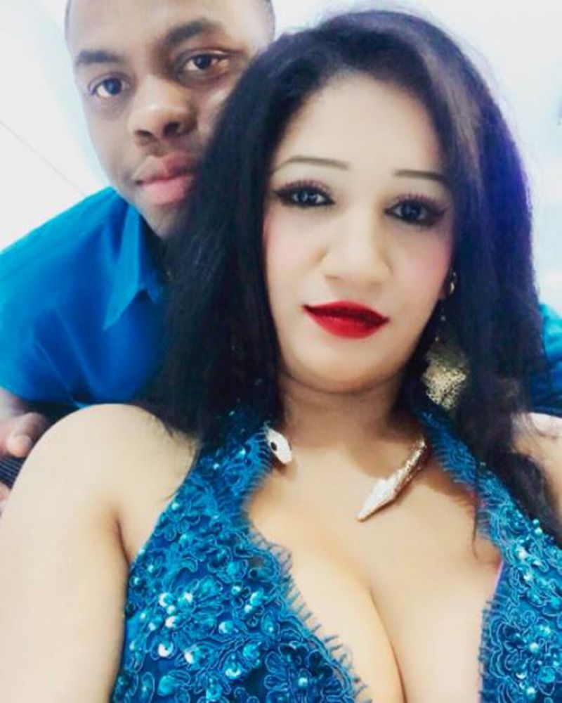 ipl 2020 meet delhi capitals cricketer shimron hetmyer super hot girlfriend nirvani umrao ckm
