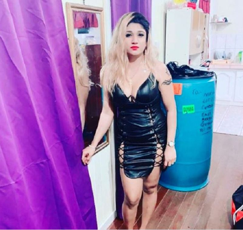 ipl 2020 meet delhi capitals cricketer shimron hetmyer super hot girlfriend nirvani umrao ckm