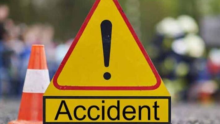 3 persons killed in a road accident at Murshidabad BTG 3 persons killed in a road accident at Murshidabad BTG
