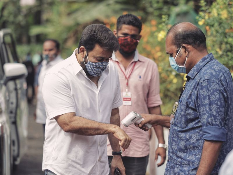 Artist Mohanlal share his photo