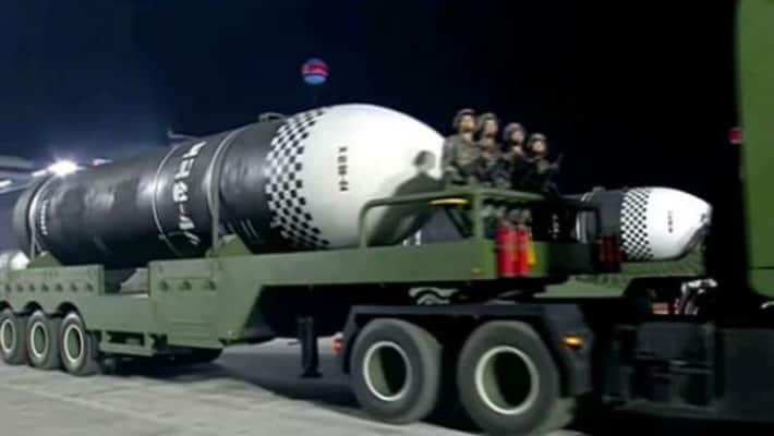 North Korea has made the world scream, Intimidation of a missile aimed at the United States. North Korea has made the world scream, Intimidation of a missile aimed at the United States.