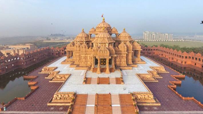 Akshardham Mandir temporarily closed from 17th April to 30th april due to pandemic DHA Akshardham Mandir temporarily closed from 17th April to 30th april due to pandemic DHA