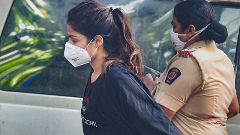 Riteish Deshmukh supports Rhea Chakraborty for taking action against neighbour who levelled false allegations dpl