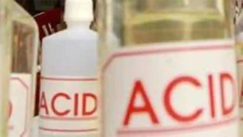 Acid attack woman death...Husband arrest