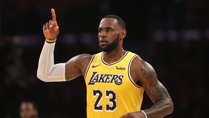 NBA LeBron James returns with negative COVID test, to play Los Angeles Lakers' next game against LA Clippers-ayh