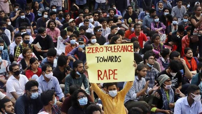 Maharashtra Cabinet okays 2 bills with death penalty provisions for rape, acid attack mah Maharashtra Cabinet okays 2 bills with death penalty provisions for rape, acid attack mah