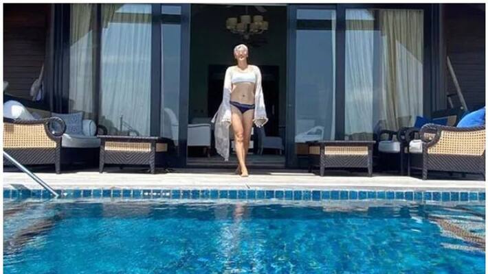 Tapsi is back in Mumbai but clearly still dreaming of Maldives back to reality now Tapsi is back in Mumbai but clearly still dreaming of Maldives back to reality now