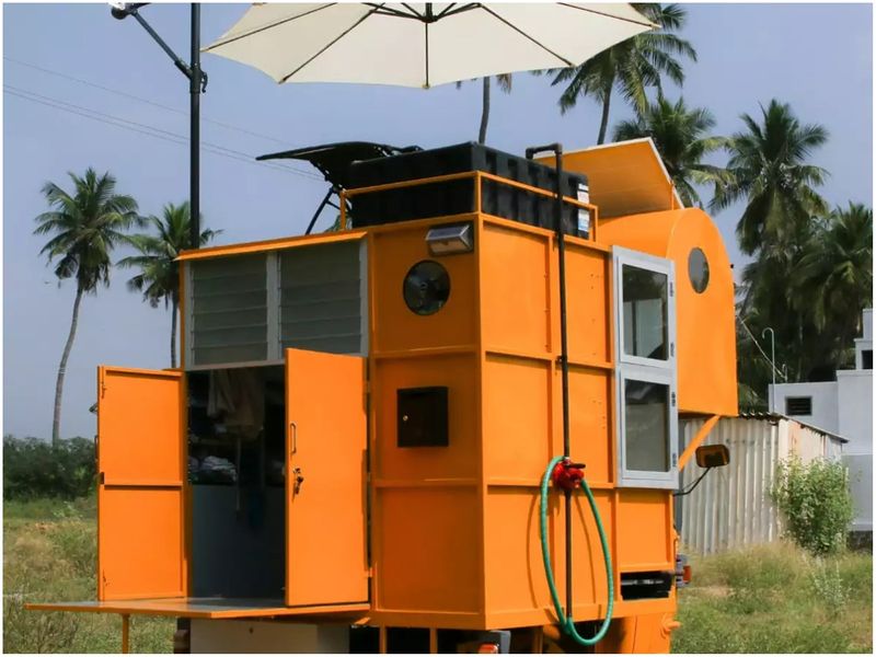 A self contained home built in an auto by tamil architect is so fabulous, photos