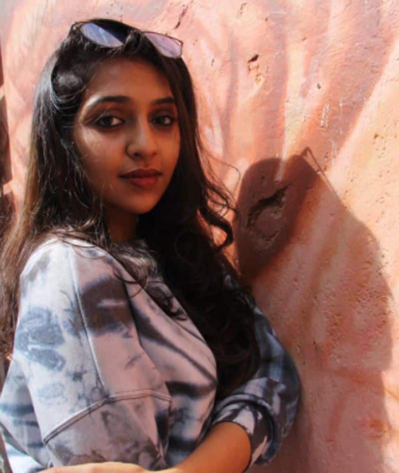 Actress lakshmi menon dace in metro train video goes virla