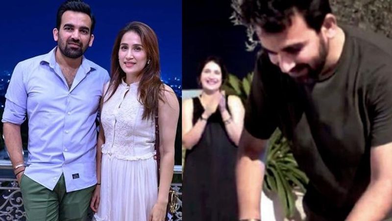 kareena kapoor to anushka sharma these actresses are expecting babies have a look