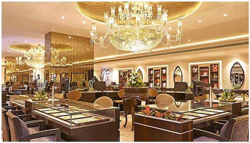 Tanishq ad sparks religious controversy ... Attack on jewelery shop