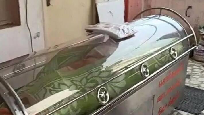 tamilnadu : 74-Year-Old Man Rescued From Freezer; Family Allegedly Waited For Death KSP tamilnadu : 74-Year-Old Man Rescued From Freezer; Family Allegedly Waited For Death KSP