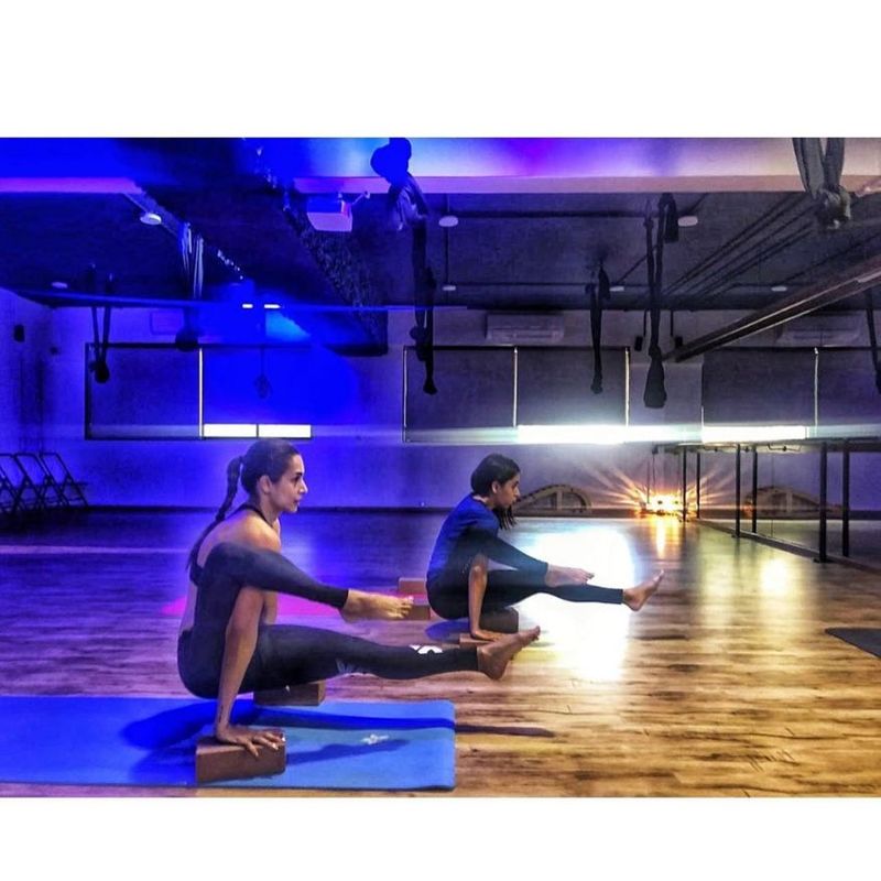 Malaika Aroras Yoga Poses Will Make Your Jaws Drop!