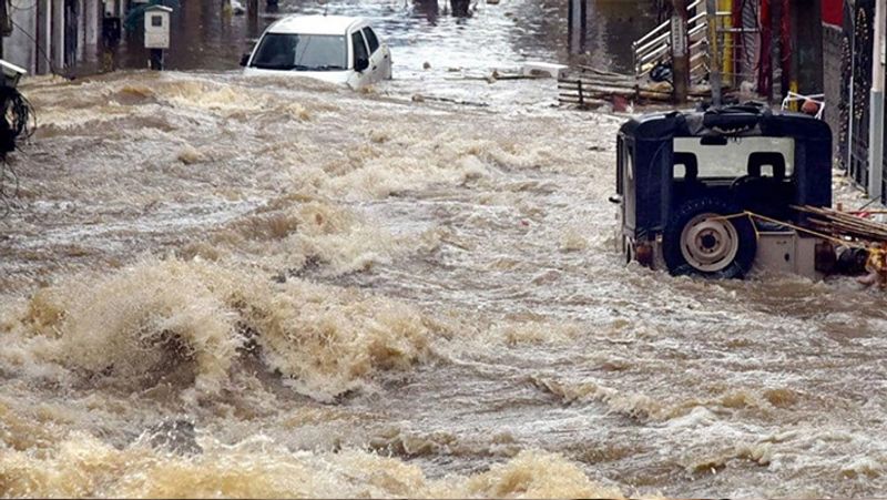 Rain ravages portions of 500-year-old Golconda Fort lns
