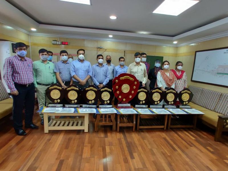Efficiency Award in 9 Categories for Bengaluru Divisional Railway grg