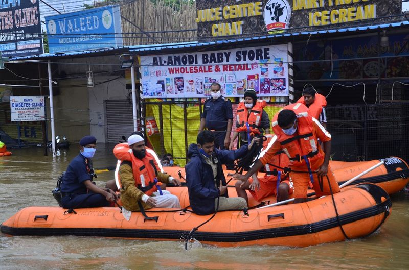 heavy rain in telangana 2020 photostory