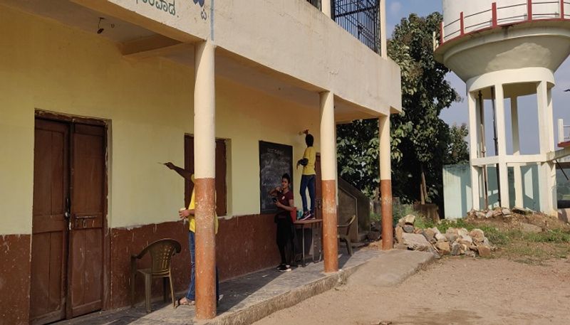 Revolution Minds Team Paint to Government Schools in Hubballi grg