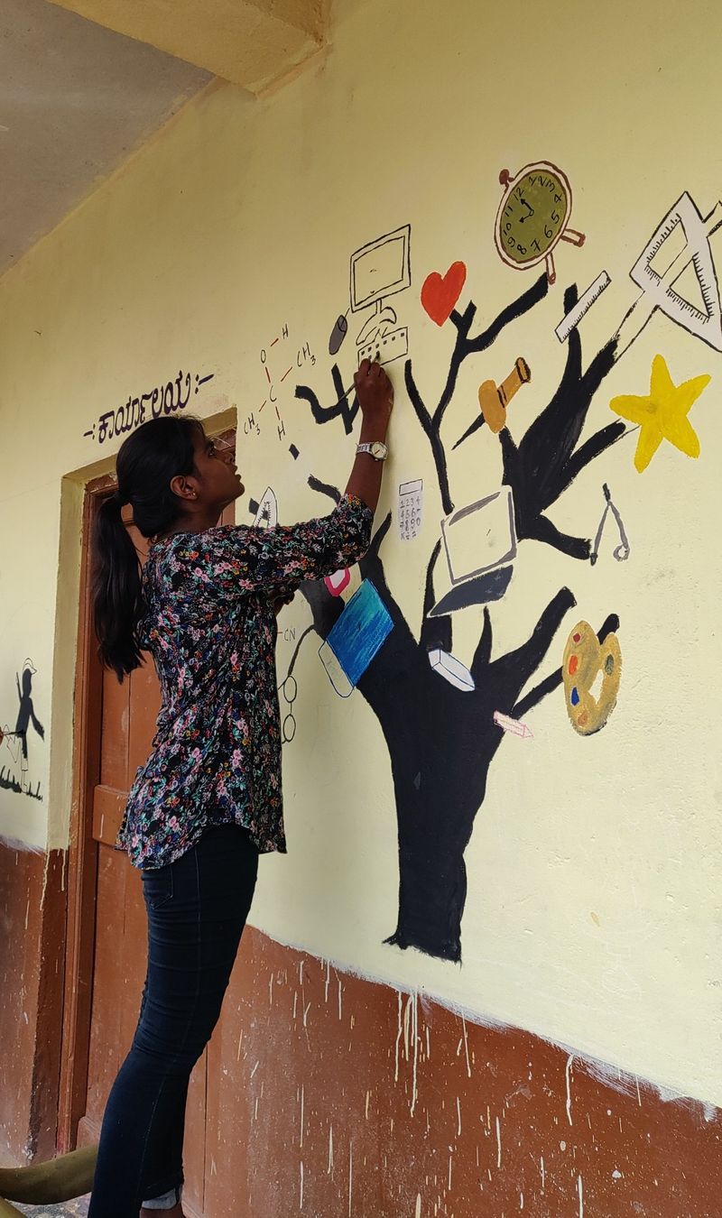 Revolution Minds Team Paint to Government Schools in Hubballi grg