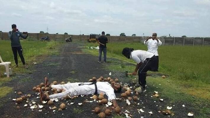 Student Smashes 49 Coconuts in One Minute with a Blindfold Student Smashes 49 Coconuts in One Minute with a Blindfold