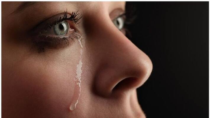 Why do tears come out from eye know the benefits of tears BDD Why do tears come out from eye know the benefits of tears BDD