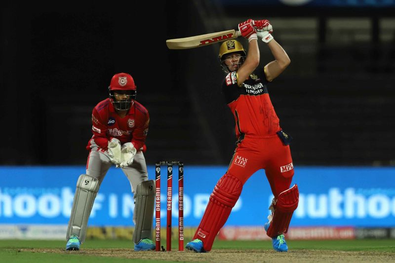 IPL 2020 RCB vs KXIP Cricket fraternity fires rcb on AB de Villiers batting order