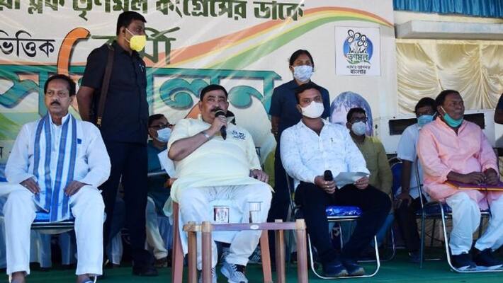 TMC leader Anubrata Mandal admits his own mistake in Party meet at Birbhum BTG TMC leader Anubrata Mandal admits his own mistake in Party meet at Birbhum BTG