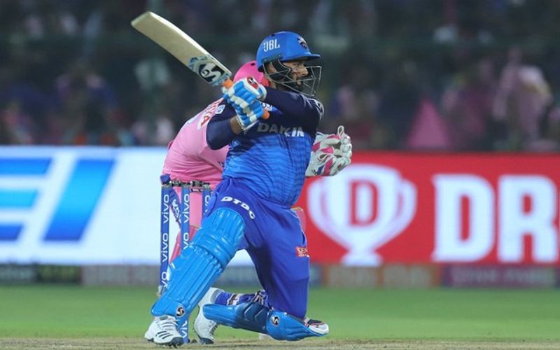 IPL 2020: Sanju Samson vs Rishabh Pant, Samson wins hearts of Cricket lovers CRA