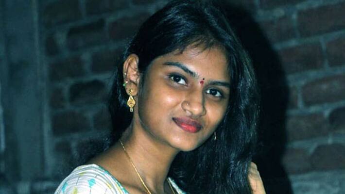 love issue...young women murder..lover suicide attempt love issue...young women murder..lover suicide attempt