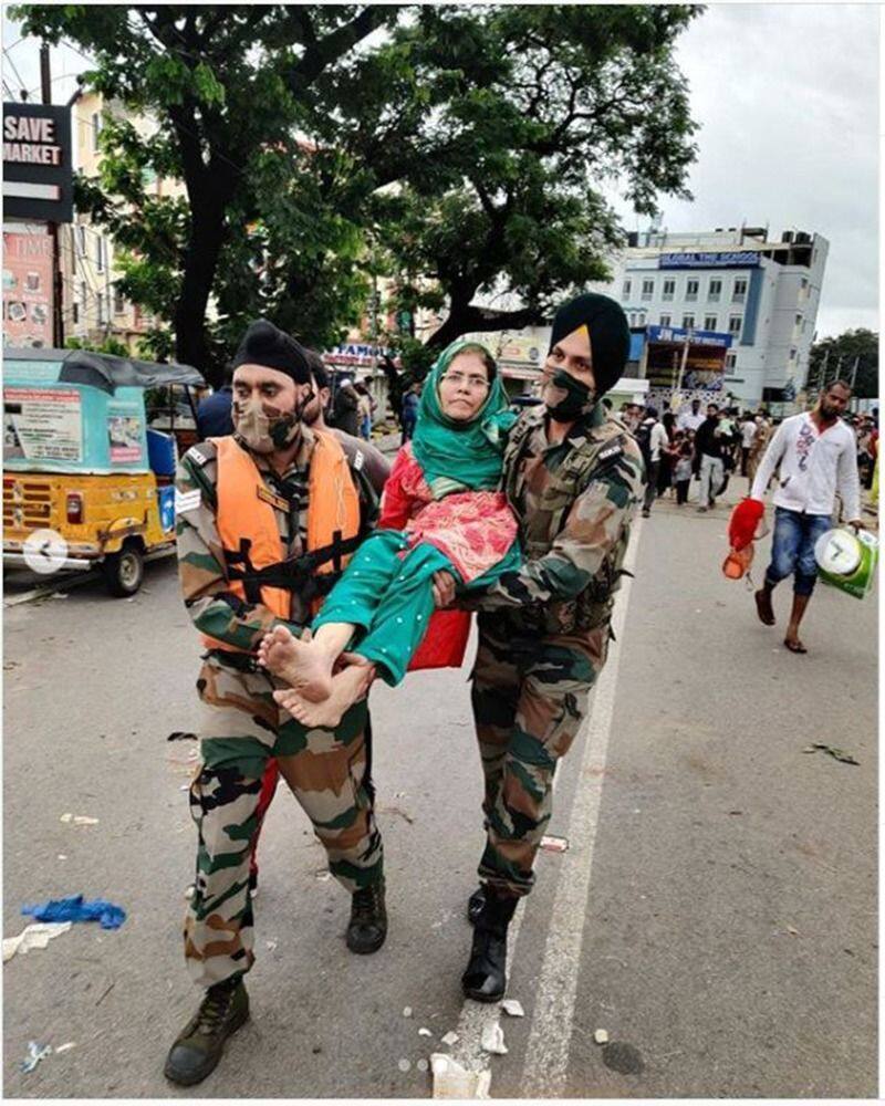 indian army involved relief and rescue operation with ndrf at hyderabad flood ksp
