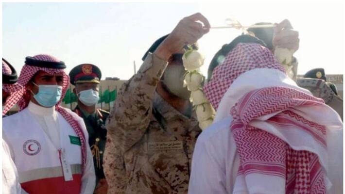 15 saudi soldiers released from yeman reached riyadh 15 saudi soldiers released from yeman reached riyadh