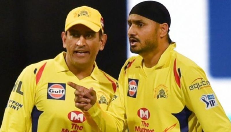 అలాగే ఐపీఎల్లో మంచి ట్రాక్ రికార్డు ఉన్న రషీద్ ఖాన్కి బదులుగా హర్భజన్ సింగ్ను తీసుకోవడం కూడా ఆశ్చర్యాన్ని కలిగింది. అయితే ఐపీఎల్లో భజ్జీకి కూడా 150+ వికెట్లు ఉన్న విషయం మరిచిపోకూడదు..
