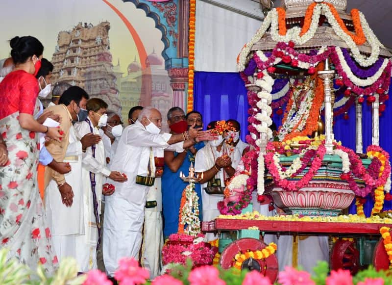 Mysuru Dasara CM BS Yediyurappa, Dr Manjunath inaugurate much awaited event  -ymn