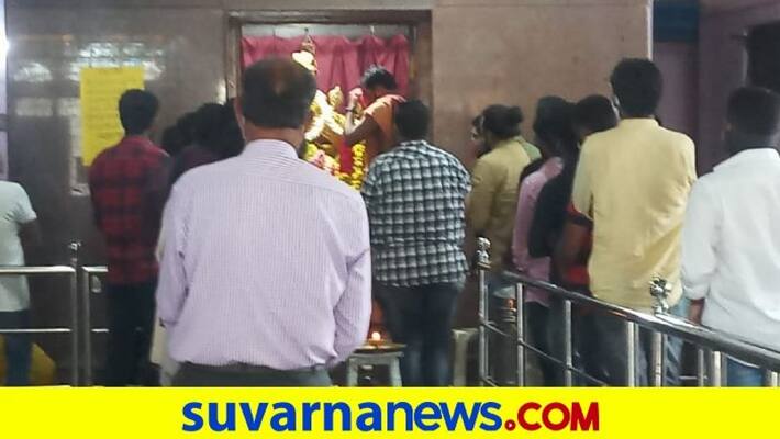 Dhruva sarja performs pooja of his next film on brother Chiru sarjas birthday dpl Dhruva sarja performs pooja of his next film on brother Chiru sarjas birthday dpl