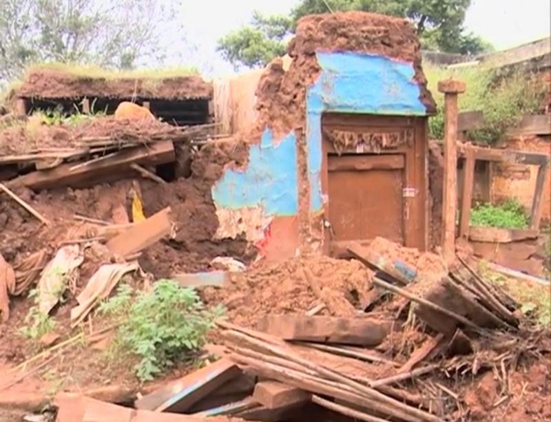 635 Houses Collapsed in Gadag District Due to Heavy Rain grg