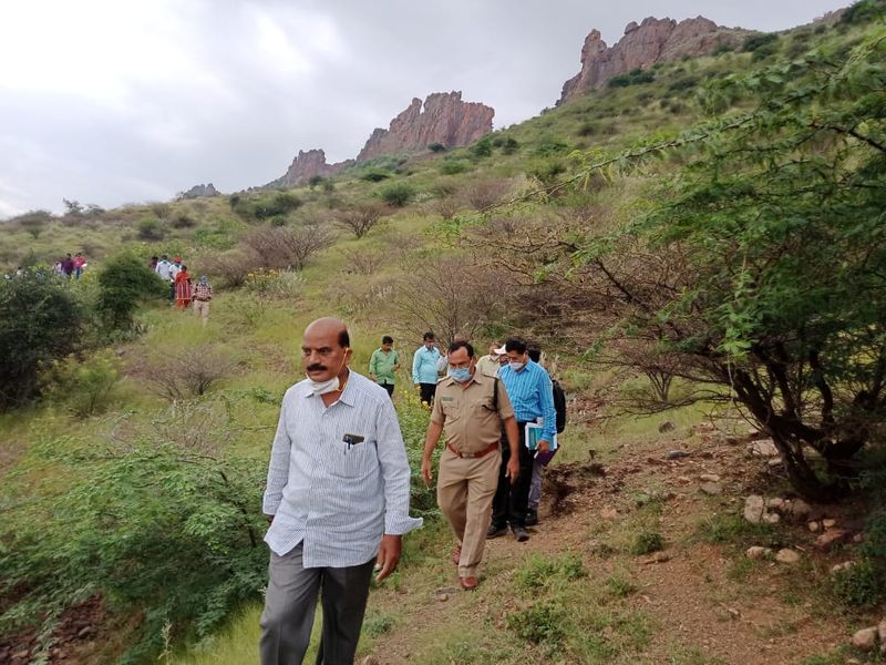 Survey Started in Karnataka Andhra Pradesh Border grg