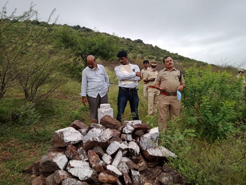 Survey Started in Karnataka Andhra Pradesh Border grg