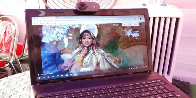 During Coronavirus Bangladesh girl virtually marriage at Burdwan ASB