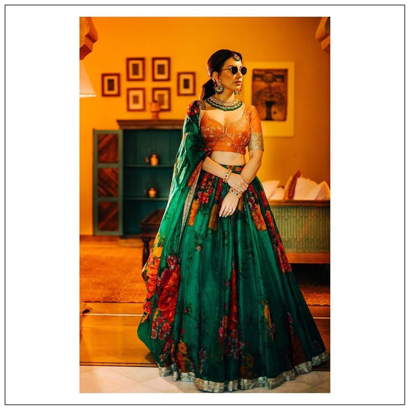 10 gorgeous Sabyasachi lehengas that will inspire you to get married dpl
